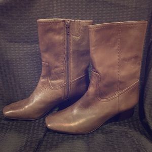 Antonio Melani - Tanned Leather Ankle Boots